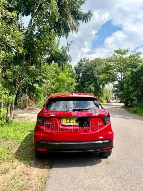 Honda Vezel RS Sensing 2019 SUV (Used)