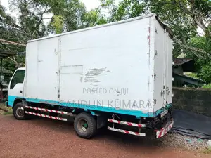 Isuzu 350 1991 Lorry (Used)