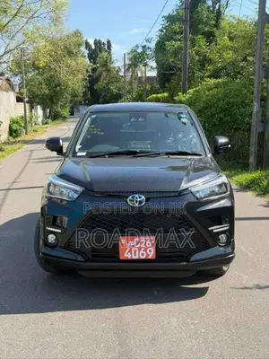 Toyota Raize Z Hybrid 2025 SUV Brand New