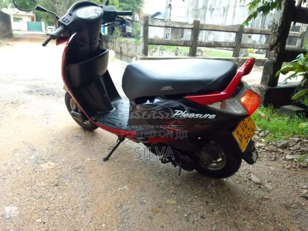 Hero Pleasure 2010 Motorbike (Used)