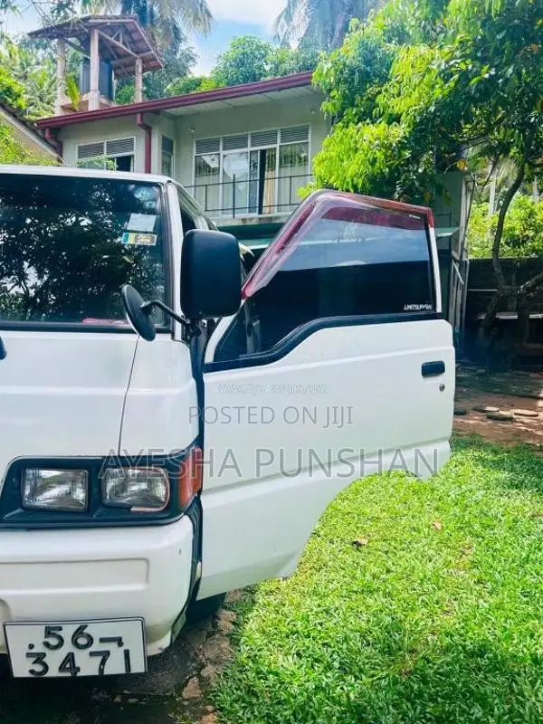Mitsubishi Delica 1989 Van (Used)