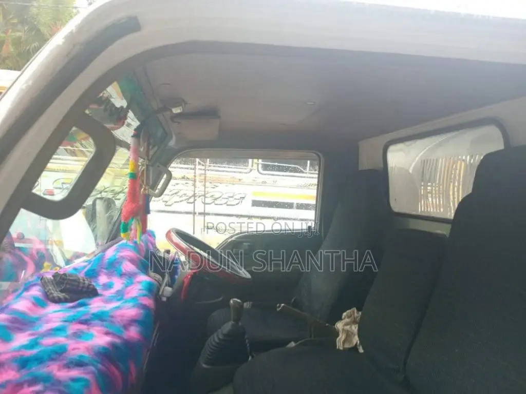 Isuzu Tipper 1993 Lorry (Used)