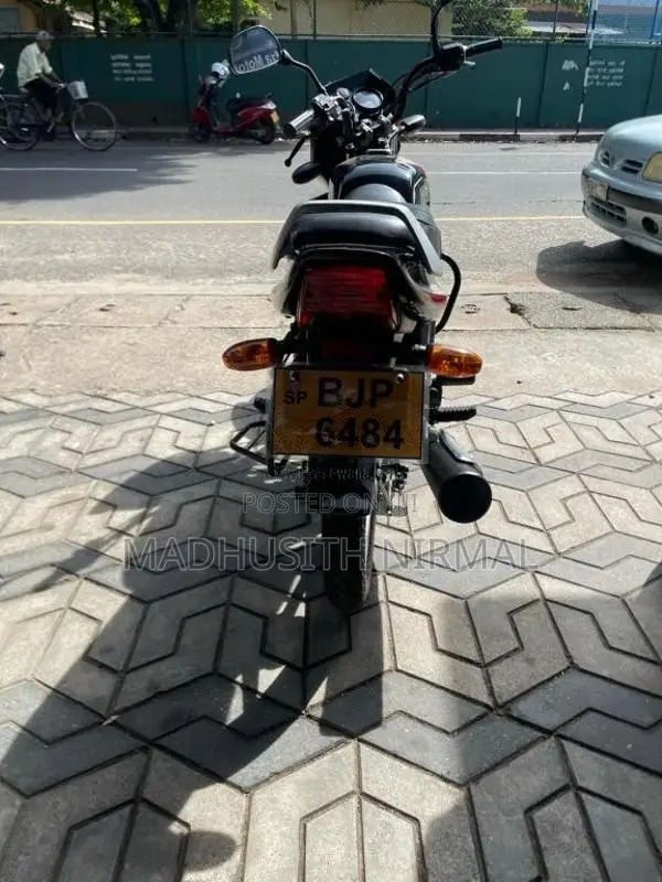 Bajaj Ct-100 2025 Motorbike (Used)