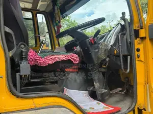 Ashok-Leyland Tipper 2013 Lorry (Used)
