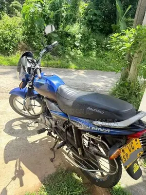 Bajaj Platina 2009 Motorbike (Used)