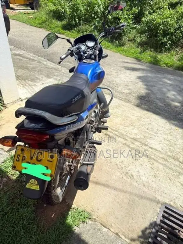 Bajaj Platina 2009 Motorbike (Used)