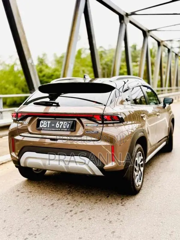 Suzuki Fronx Alpha 2025 SUV (Used)