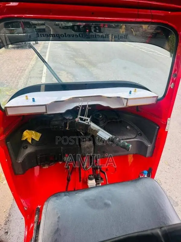 Bajaj RE 2013 Three Wheel (Used)