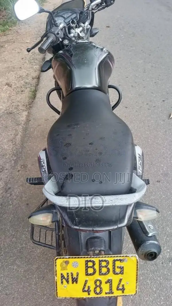 Bajaj Discover 2014 Motorbike (Used)