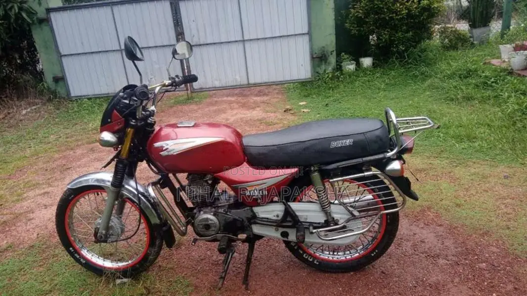 Bajaj Boxer 2003 Motorbike (Used)