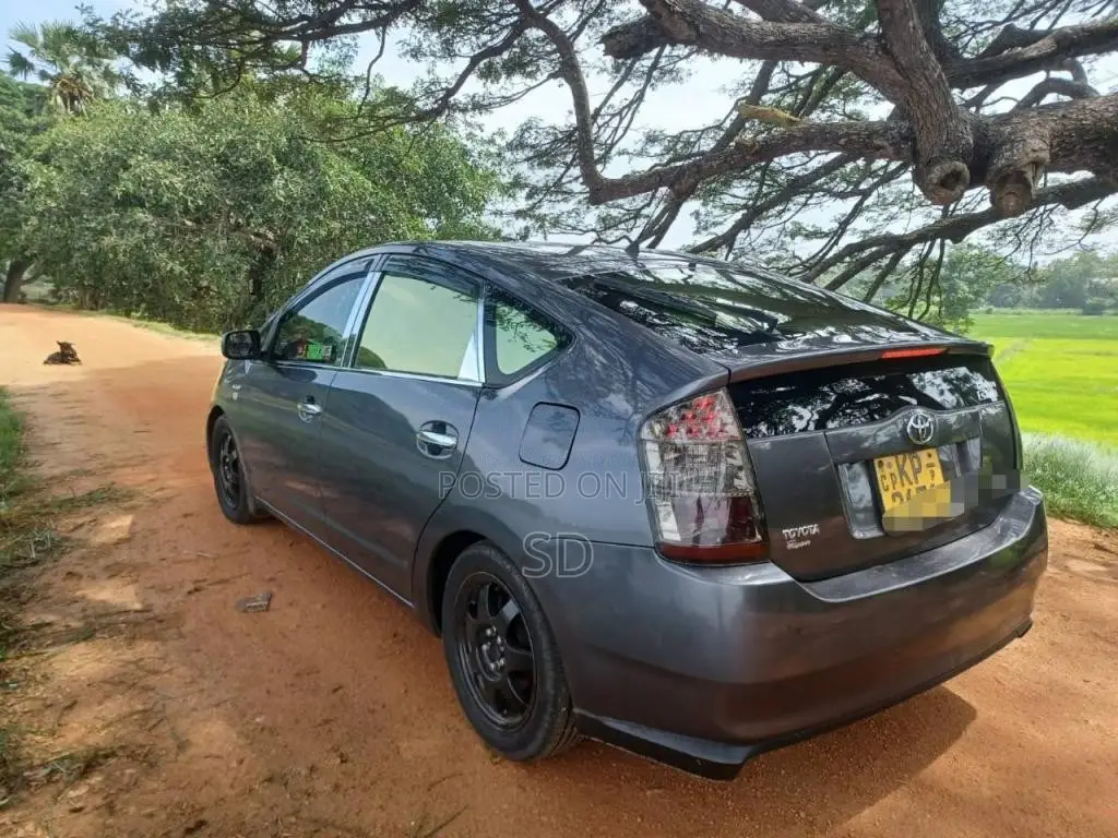 Toyota Prius 2007 Car (Used)