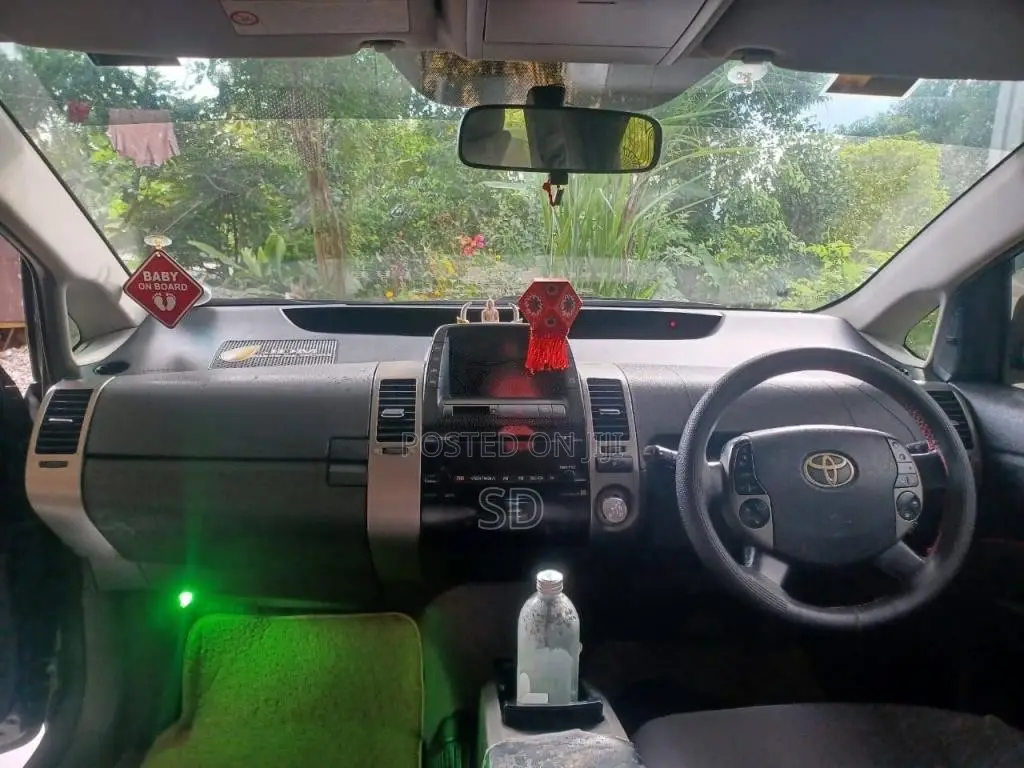 Toyota Prius 2007 Car (Used)