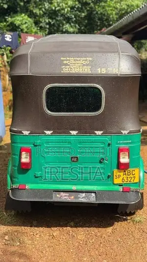 Bajaj 4 stroke 2015 Three Wheel (Used)