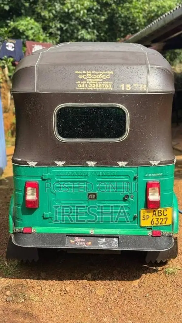 Bajaj 4 stroke 2015 Three Wheel (Used)
