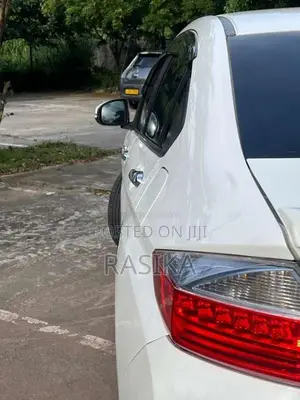 Honda Grace EX 2015 Car (Used)