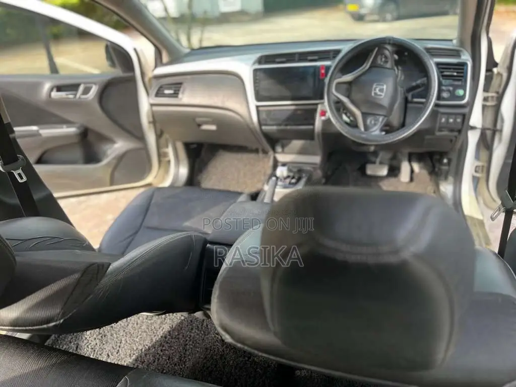 Honda Grace EX 2015 Car (Used)