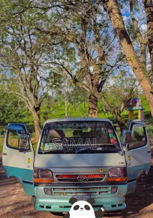 Toyota HIACE 1995 Van (Used)