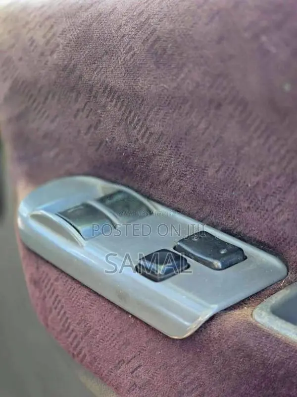 Toyota HIACE 1995 Van (Used)