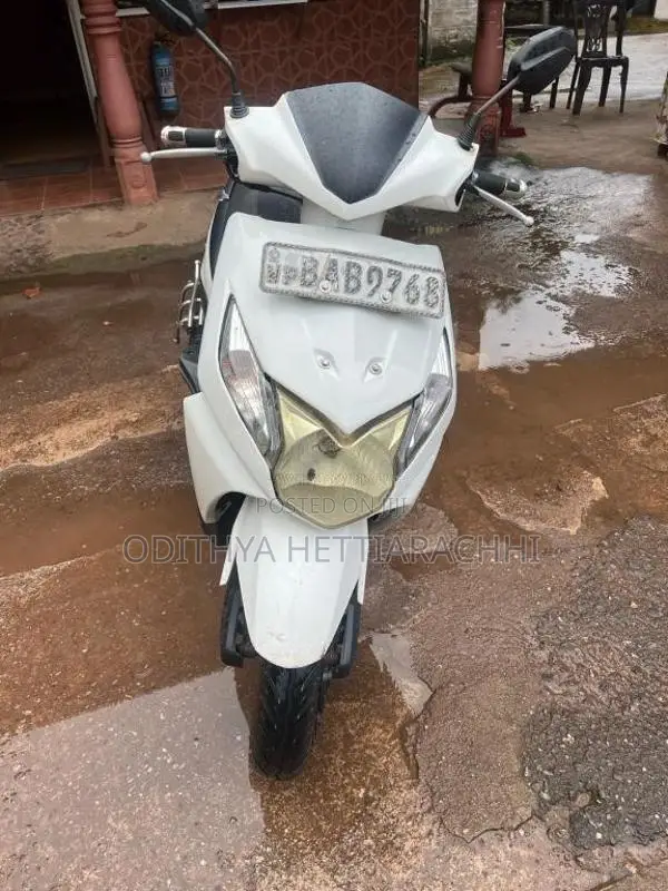 Honda Dio 2013 Motorbike (Used)