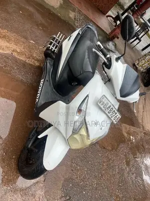 Honda Dio 2013 Motorbike (Used)