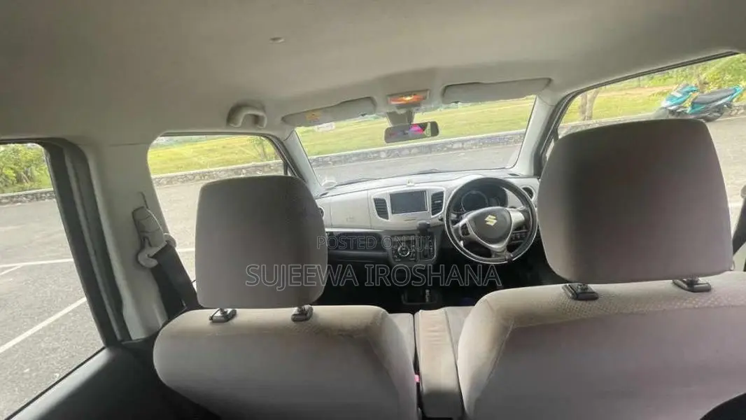 Suzuki Wagon R FZ 2015 Car (Used)