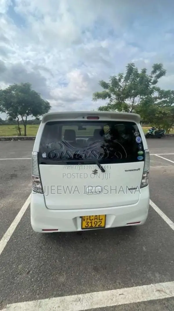 Suzuki Wagon R FZ 2015 Car (Used)