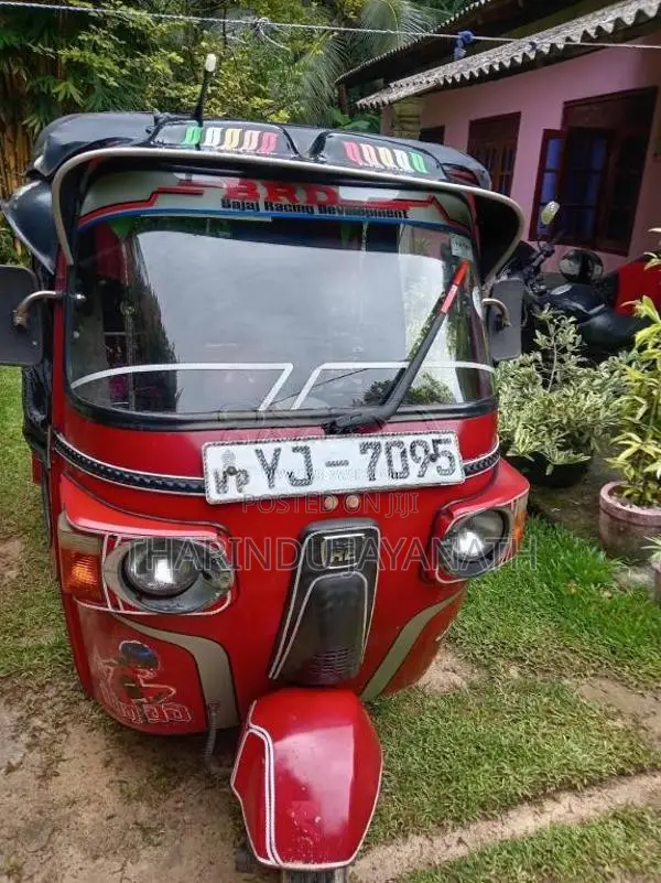 Bajaj RE 2011 Three Wheel (Used)