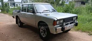Nissan Double Cab 1984 Pickup (Used)