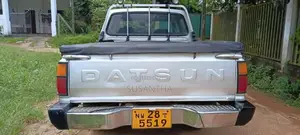 Nissan Double Cab 1984 Pickup (Used)