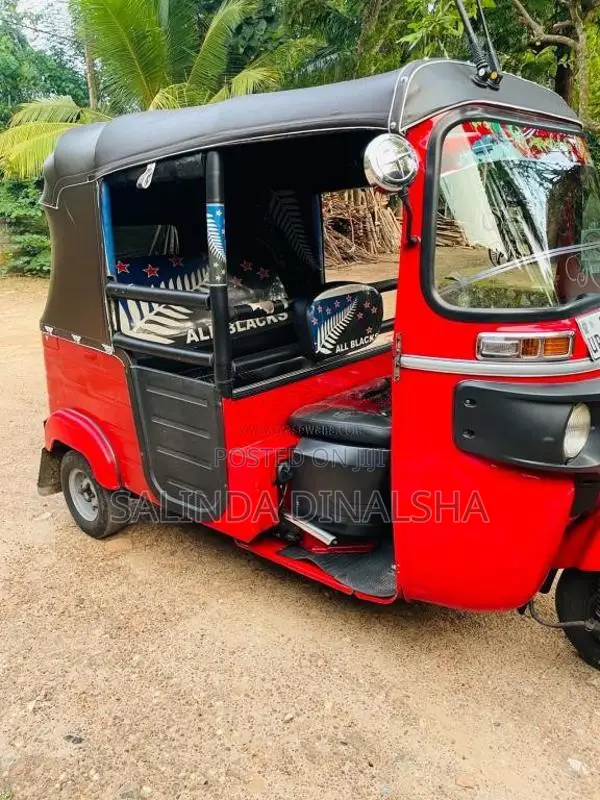 Bajaj RE 2017 Three Wheel (Used)
