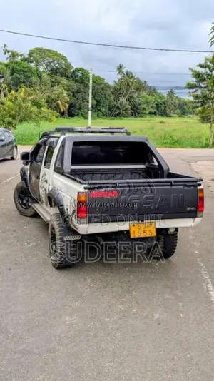 Nissan D21 1995 Pickup (Used)