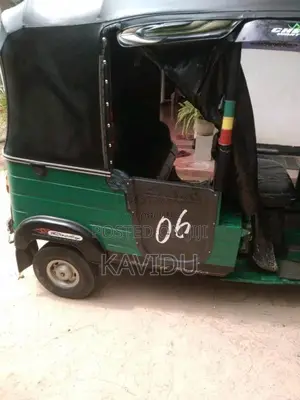 Bajaj 2 Istoke 2006 Three Wheel (Used)