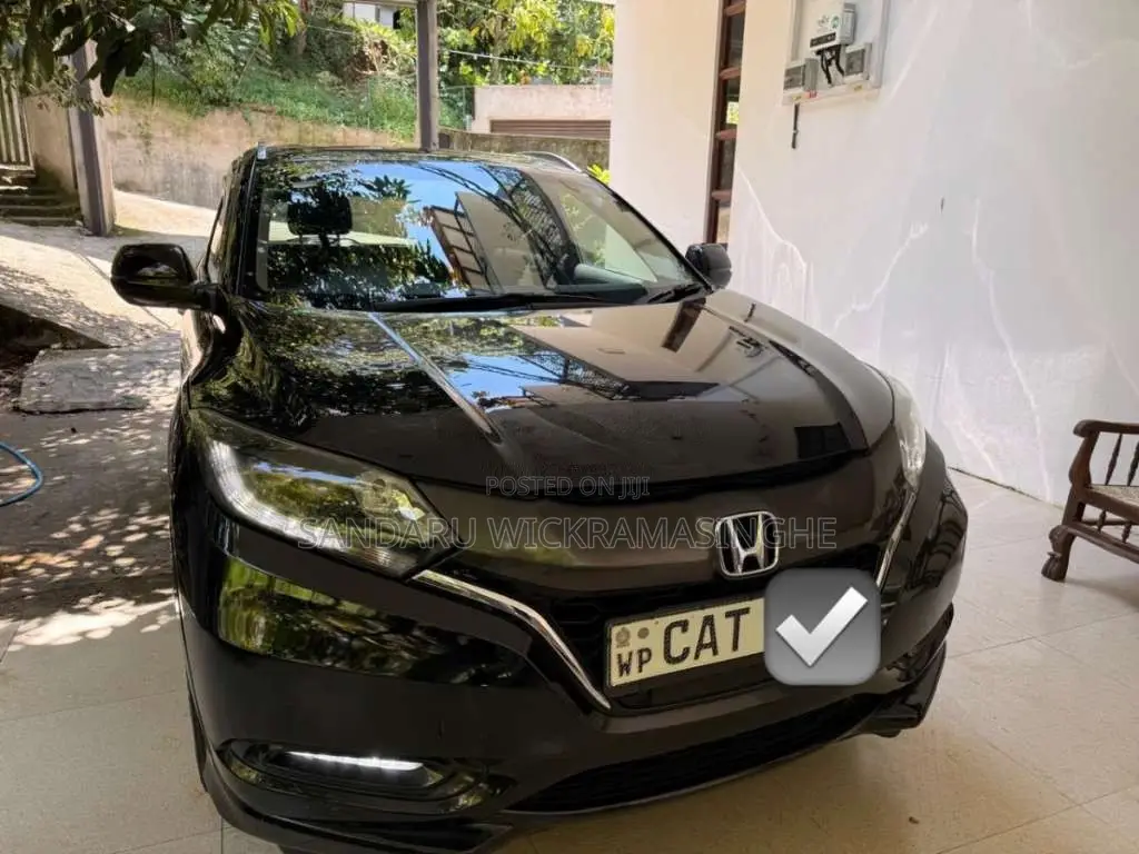 Honda Vezel 2017 SUV (Used)