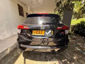 Honda Vezel 2017 SUV (Used)