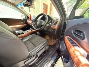 Honda Vezel 2017 SUV (Used)