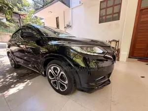 Honda Vezel 2017 SUV (Used)