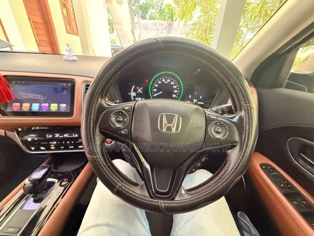 Honda Vezel 2017 SUV (Used)
