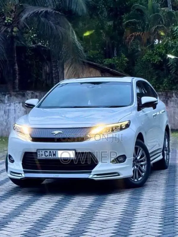 Toyota Harrier 2015 SUV (Used)