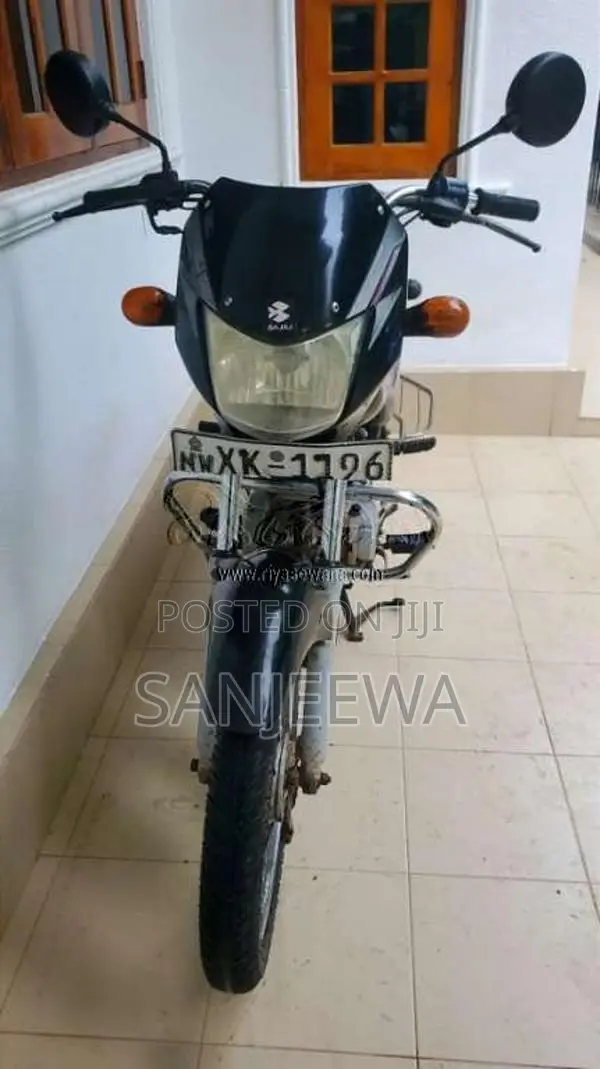 Bajaj CT-100 2012 Motorbike (Used)