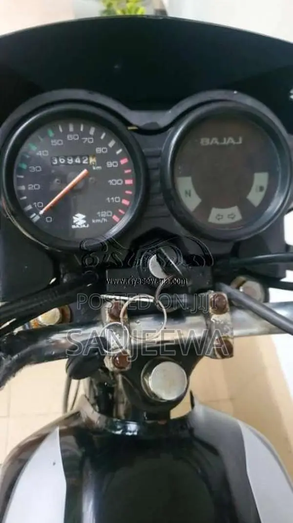 Bajaj CT-100 2012 Motorbike (Used)