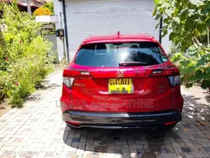 Honda Vezel RS 2017 SUV (Used)