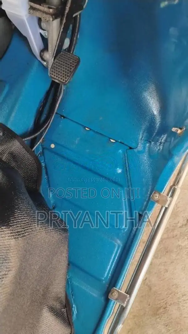 Bajaj 4 Stroke 2008 Three Wheel (Used)