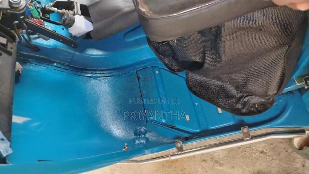 Bajaj 4 Stroke 2008 Three Wheel (Used)