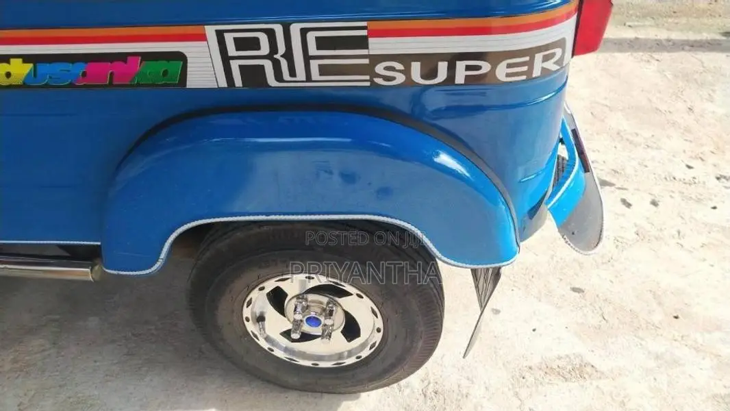Bajaj 4 Stroke 2008 Three Wheel (Used)