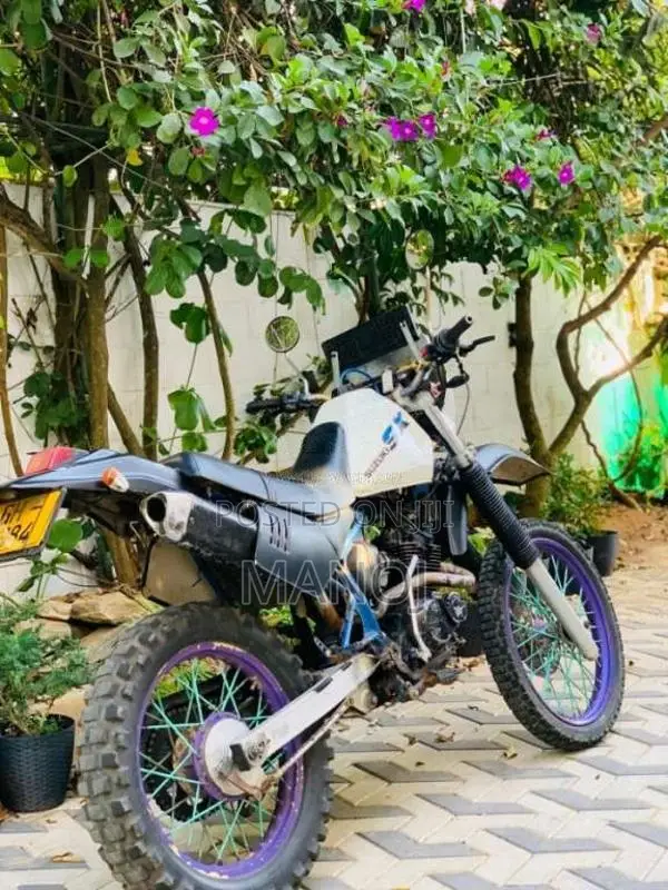 Suzuki Sx 2001 Motorbike (Used)