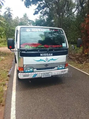 Nissan Atlas 1992 Lorry (Used)