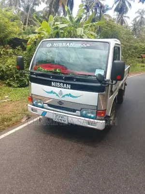 Nissan Atlas 1992 Lorry (Used)