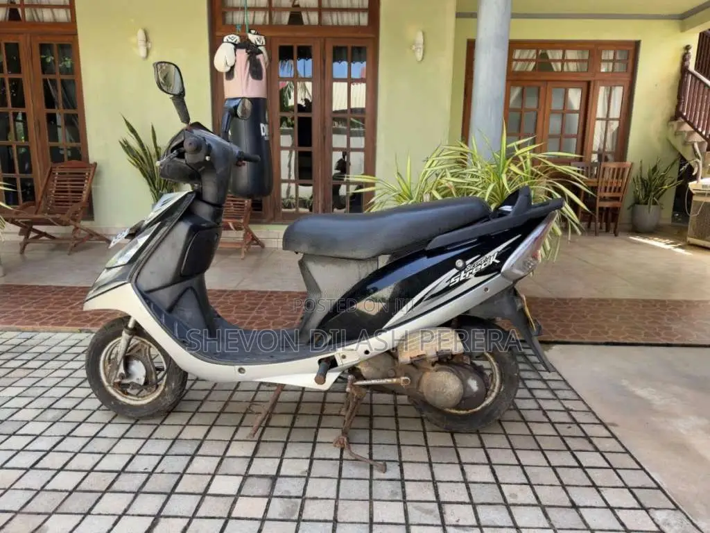 TVS Scooty Streak 2013 Motorbike (Used)