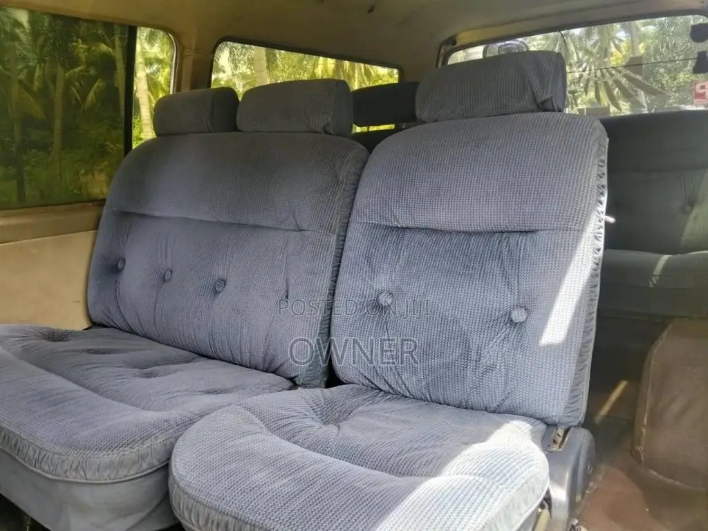 Nissan Caravan 1994 Van (Used)