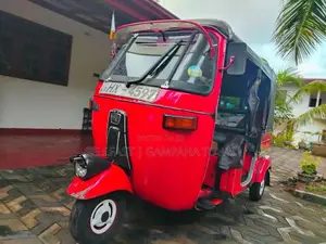 Bajaj 2 Stroke 2004 Three Wheel (Used)
